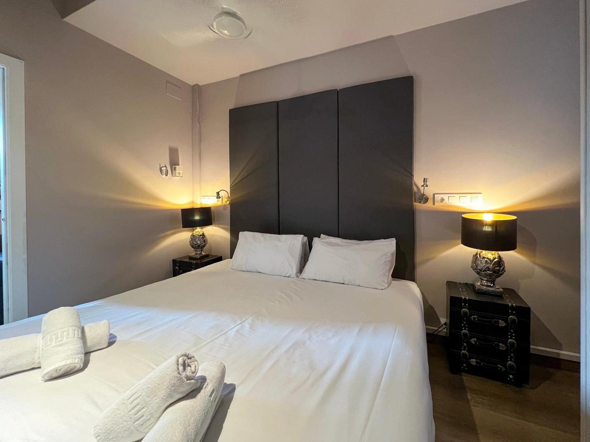 Stay U-Nique Apartments Est Barcelona Luaran gambar