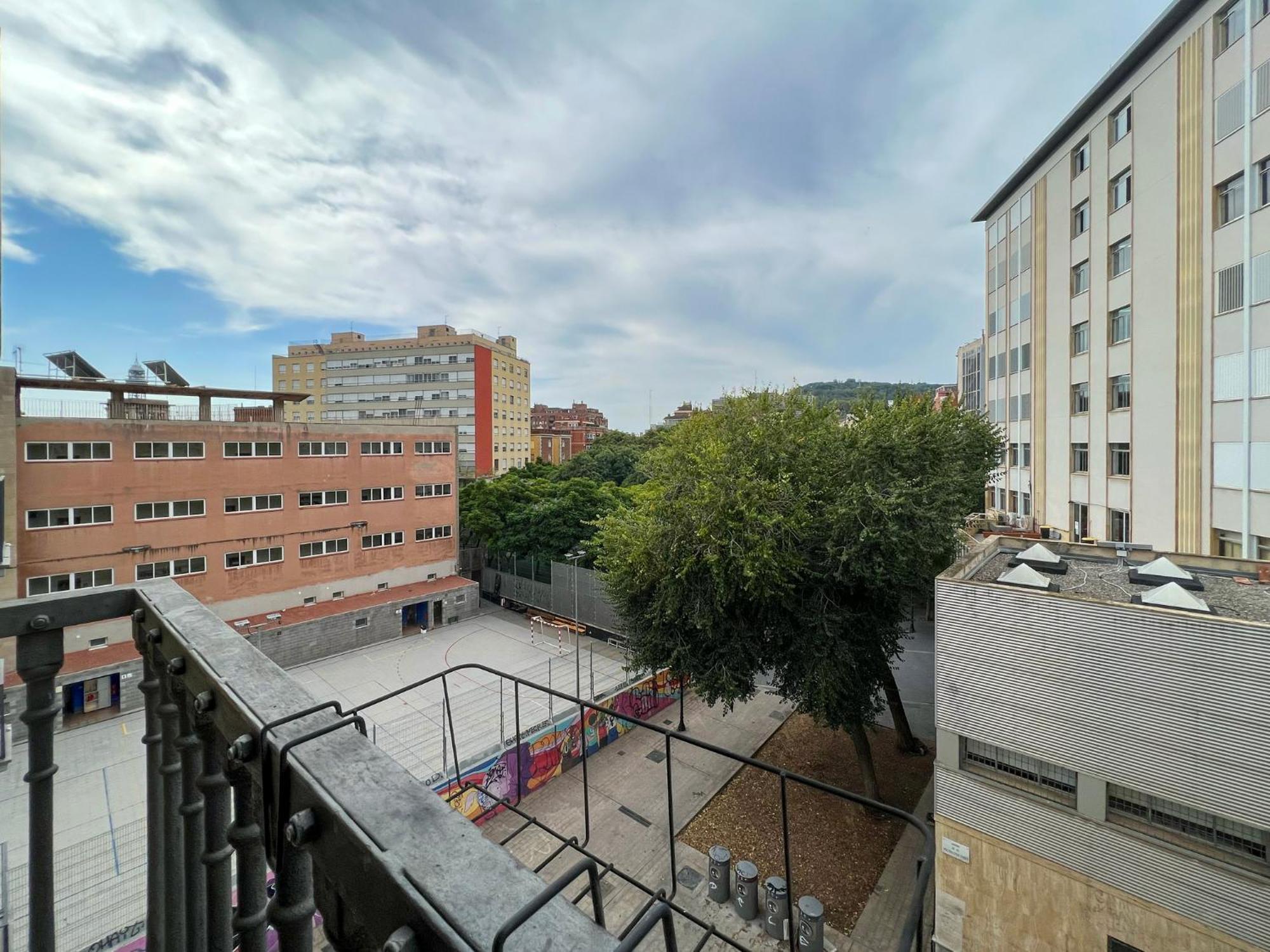 Stay U-Nique Apartments Est Barcelona Luaran gambar