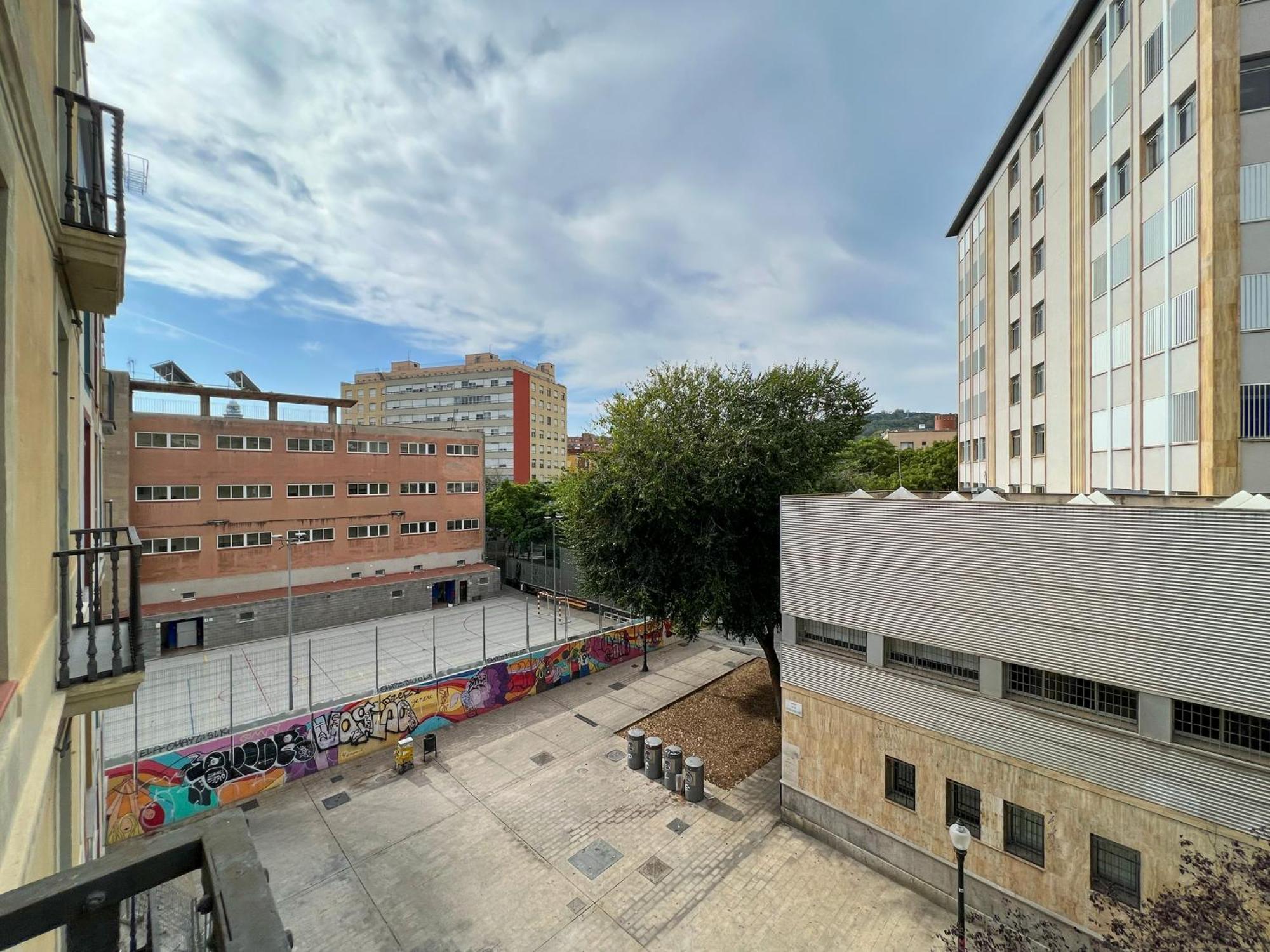 Stay U-Nique Apartments Est Barcelona Luaran gambar